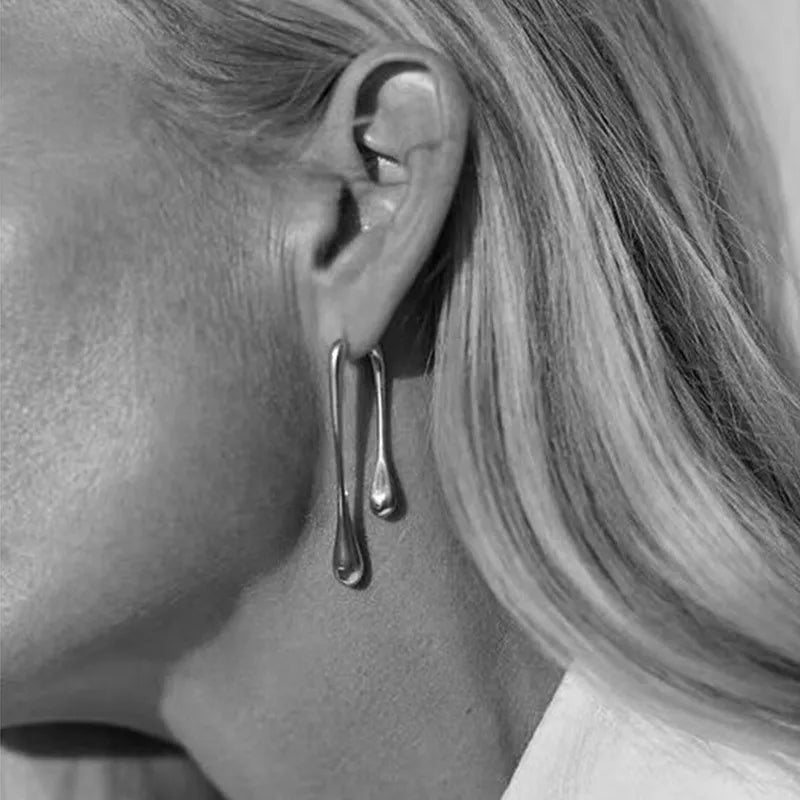 COMENDITE EARRINGS